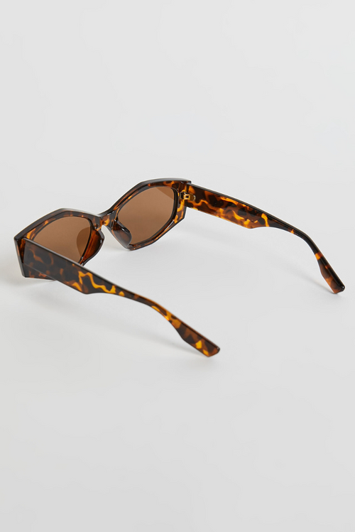 Okulary Ludwika - okulary z szeroką oprawką w kolorze tortoiseshell